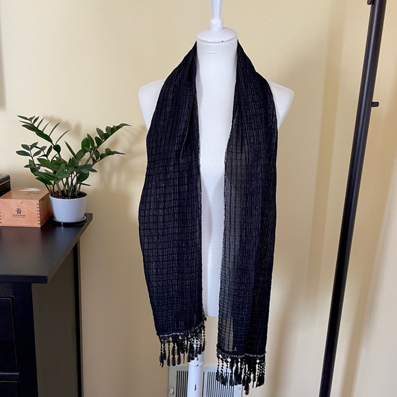 Black and Metallic Silver Scarf with Embroidered Lace Fringe - Picture 4 of 5